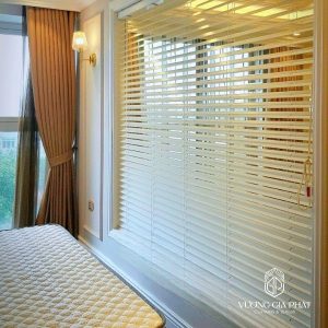 Rèm Sáo Gỗ Màu Trắng Hiện Đại