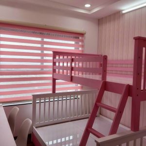 Rèm cầu vòng màu hồng cho phòng bé gái