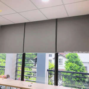 Alternative view of Rèm cuốn trơn đẹp cho các quán nước