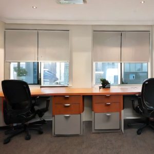 Rèm Cuốn Văn Phòng Giá Rẻ - Chống nắng, Cản Sáng 100%