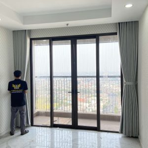 Rèm Vải Màu Xám Chống Nắng Cho Chung Cư