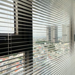Alternative view of Rèm sáo nhôm trang trí cho phòng khách màu xám