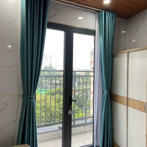Alternative view of Rèm vải 2 lớp cản sáng cho phòng ngủ màu xanh lá