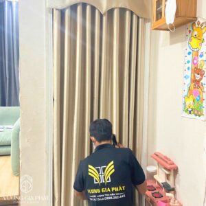 Rèm vải ngăn phòng giúp không gian kín đáo