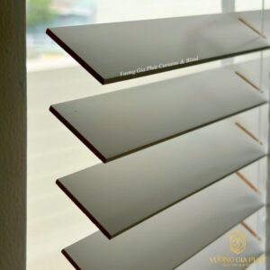 Rèm Sáo Gỗ Trắng Chống Nắng Cửa Sổ Tự Nhiên